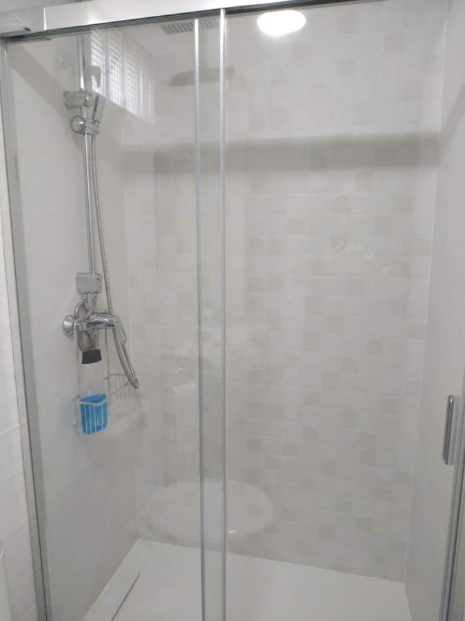 A 1 Minuto De La Playa Del Campello Apartamento Exterior foto