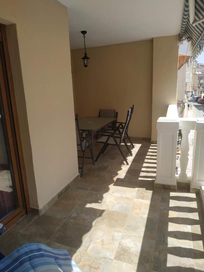 A 1 Minuto De La Playa Del Campello Apartamento Exterior foto