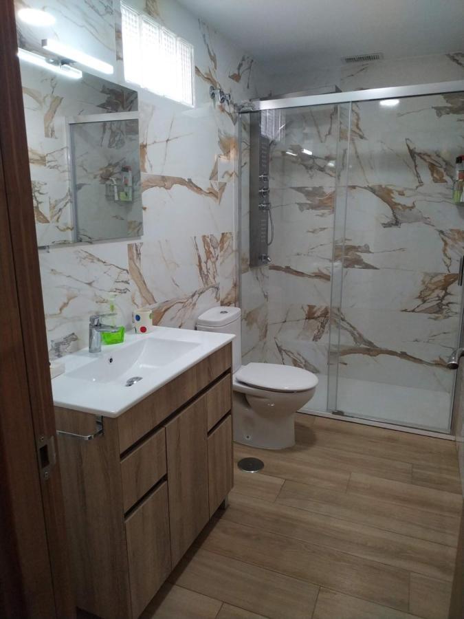 A 1 Minuto De La Playa Del Campello Apartamento Exterior foto